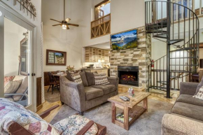 Downtown Gatlinburg3Bdrm3BathWalk to center of town in Minutes